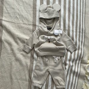 Baby Gap Minnie Mouse hoodie set